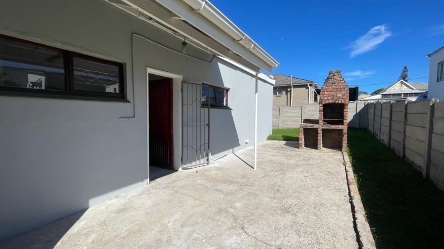 2 Bedroom Property for Sale in Cambridge Eastern Cape